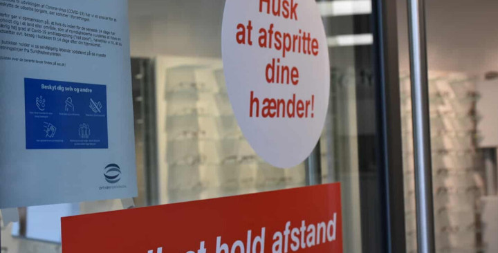 Hold avstand klistremerke