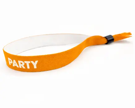 Aprikosoransje festivalarmbånd